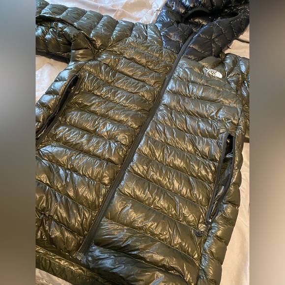 Medium Northface Summit series… original price $500 - Picture 2 of 7